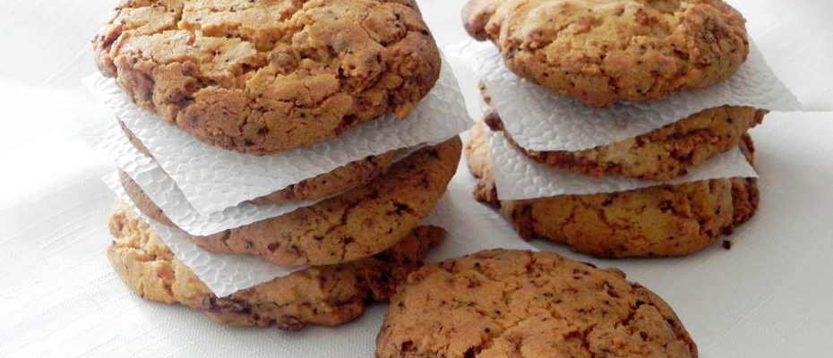 biscuits-chocolate-chips