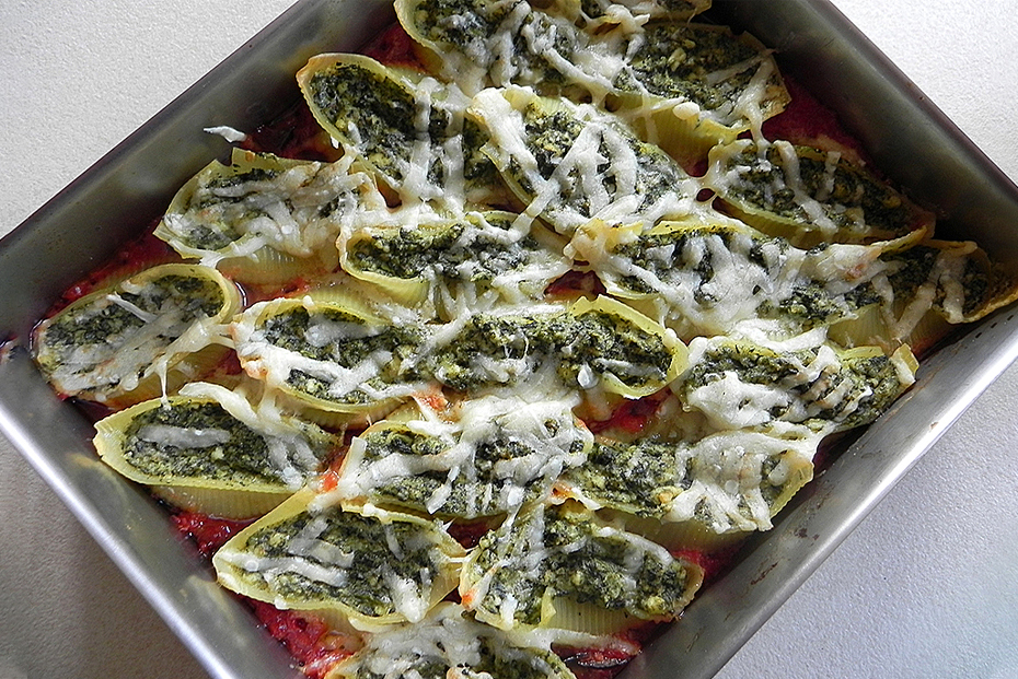 Spinach and Ricotta Conchiglioni