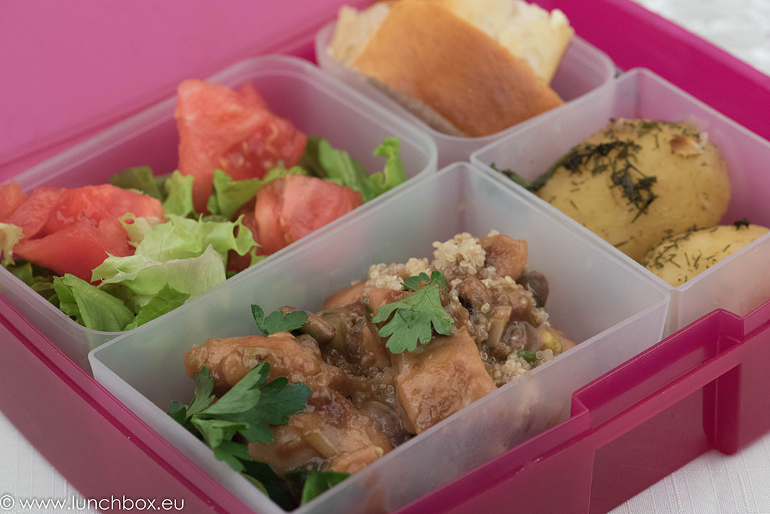 Lunchbox меню: Пилешки хапки с кашу и киноа