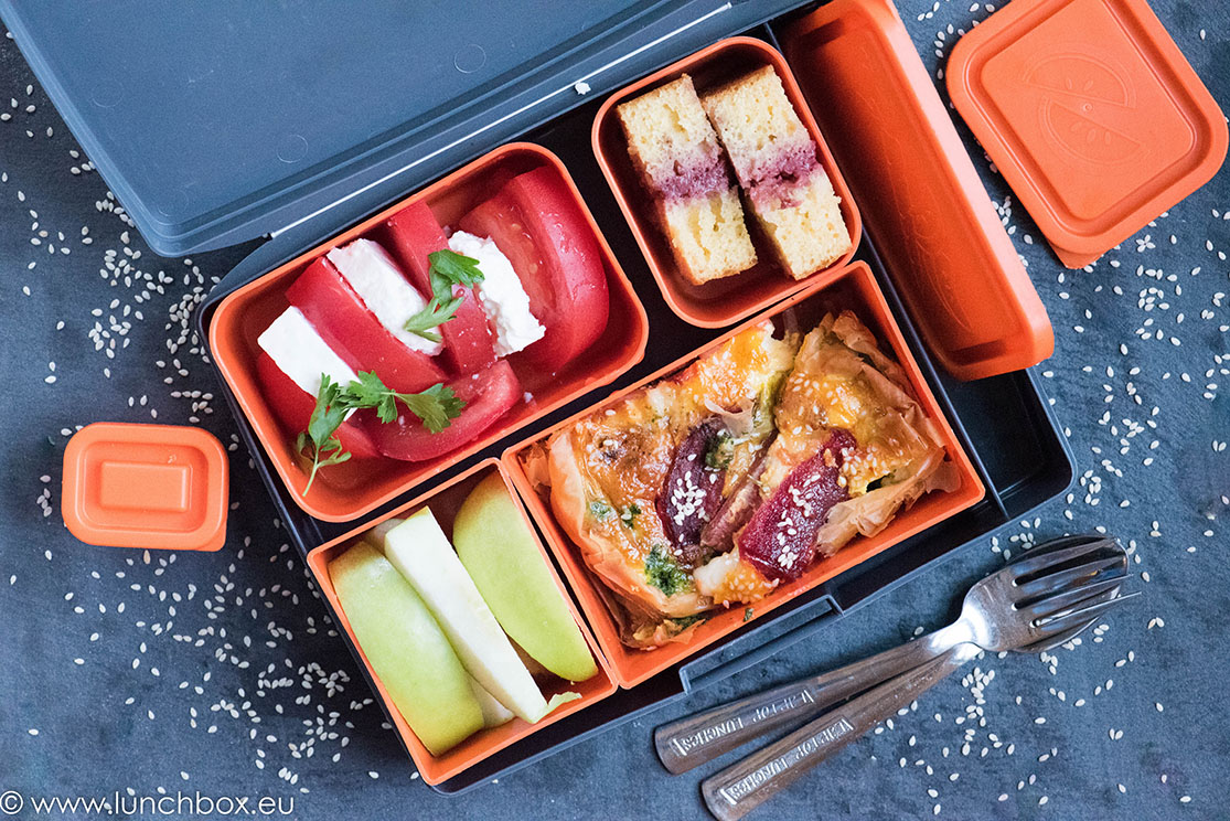 lunchbox menu quiche with root
