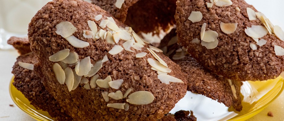 almond tile biscuits