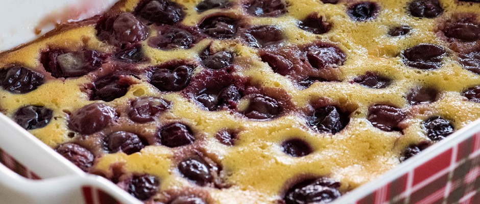 Light and quick cherry batter pudding