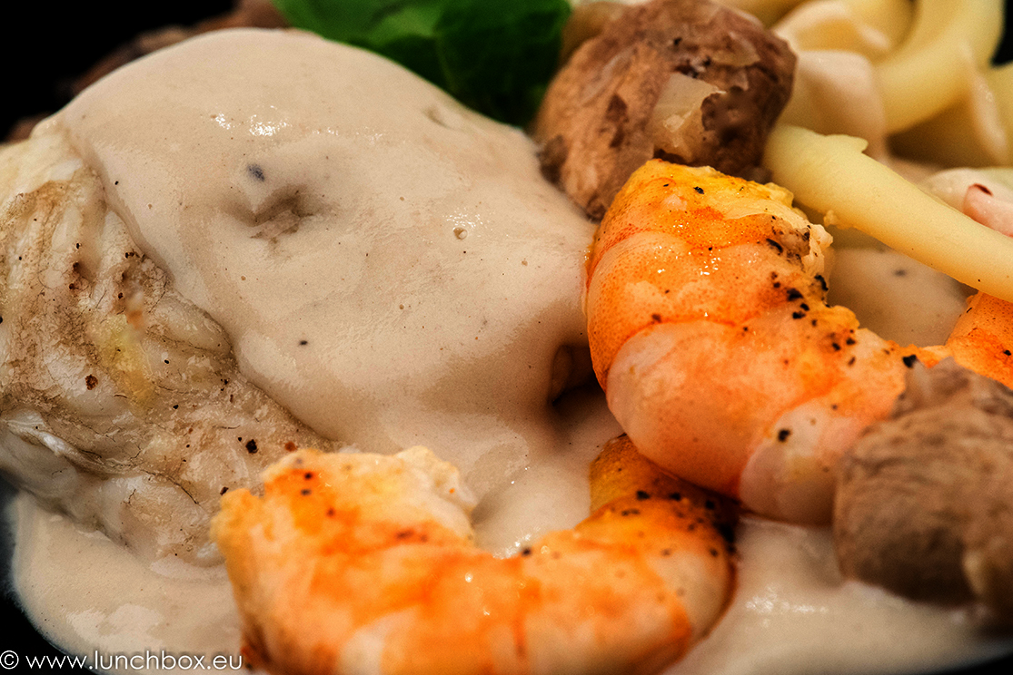 sole fish with prawns