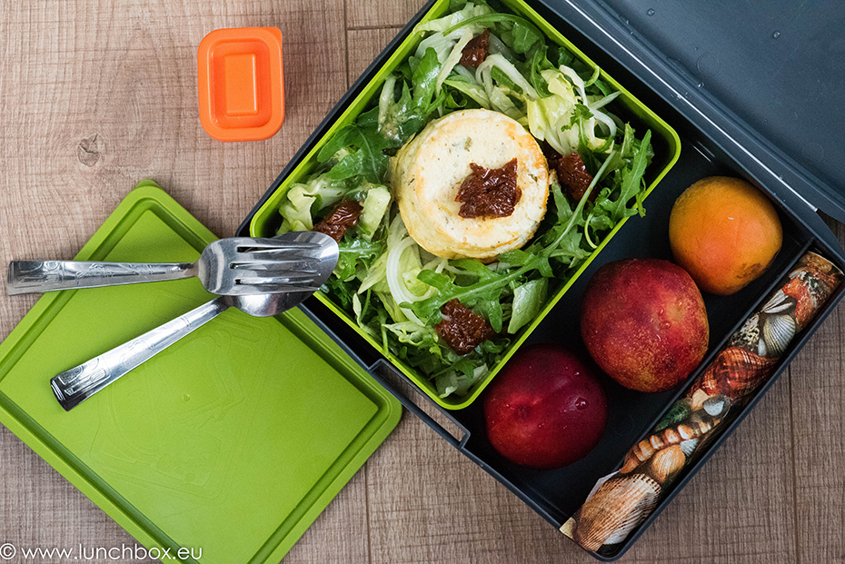 Lunchbox menu: печена рикота