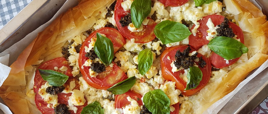 Лятна тарта с домати и сирене