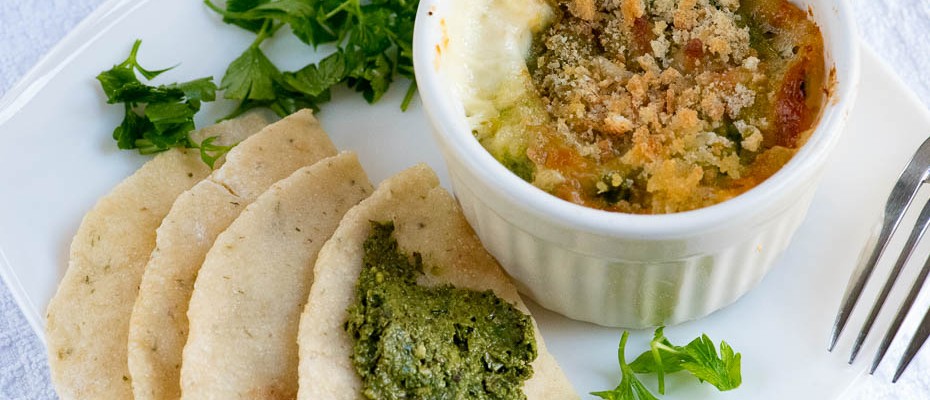Cup stuffed green bean puffs