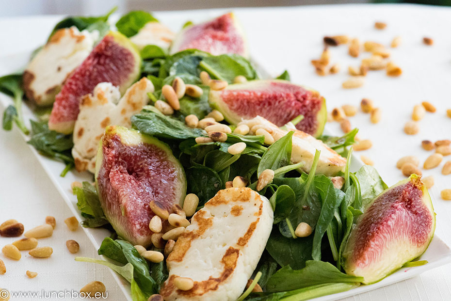 Spinach, Halloumi and figs salad Spinach, Halloumi and figs salad