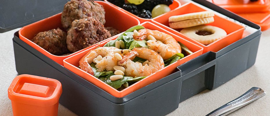 Lunchbox menu: Пуешки хапки със сусам