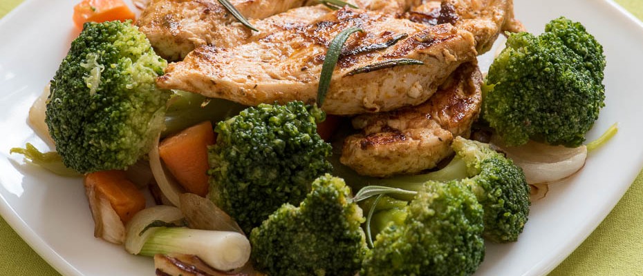 chicken and broccoli with rosemary