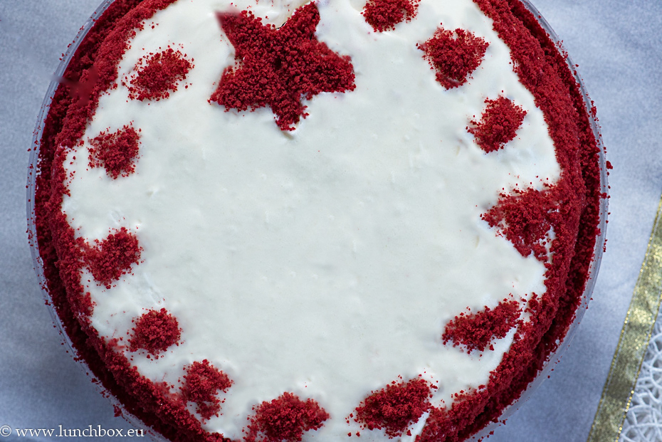 New Year Red Velvet Cake