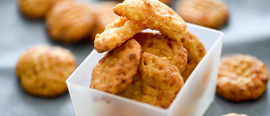 Солени бисквитки с крема сирене