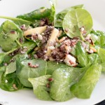 Spinach and wild rice salad with apple