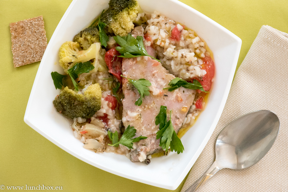 Tuna steamed