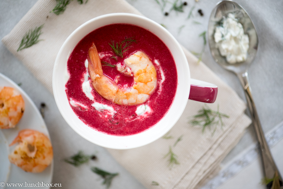 Beetroot soup with shrimps