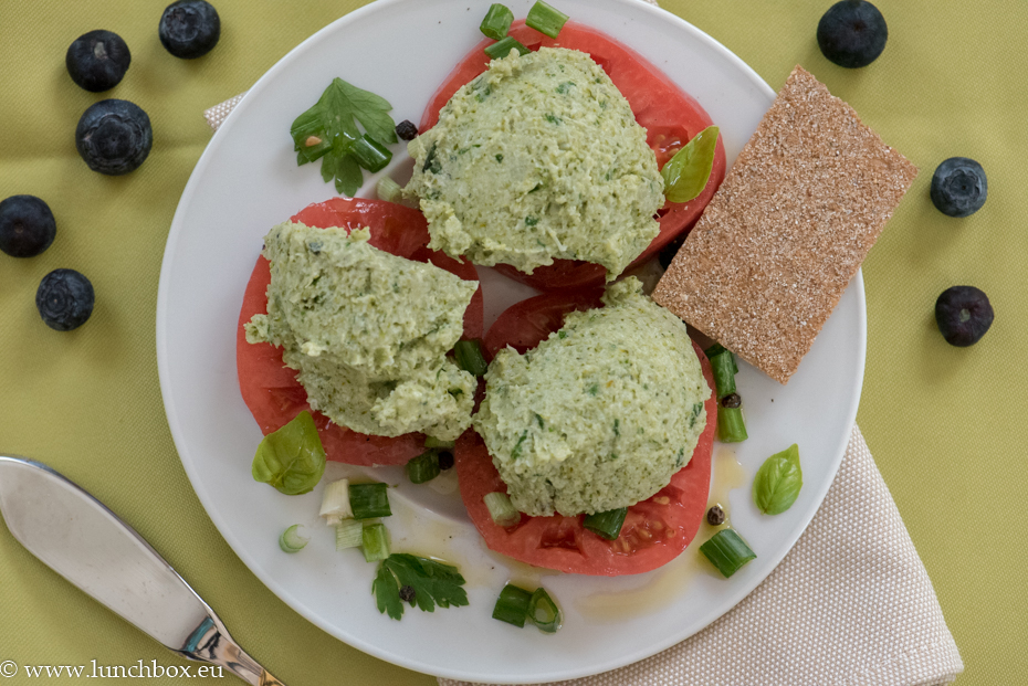 lunchbox menus and recipes for healty eating on the go Quick broccoli and basil mousse