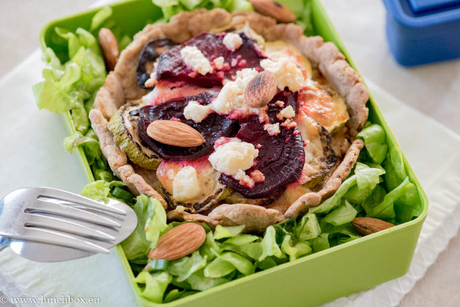 Beetroot rye tart