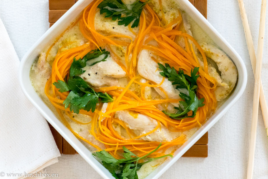 Steamed Creamy Chicken fillets with vegetables