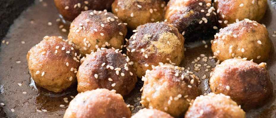 пилешски кюфтенца в сос териаки