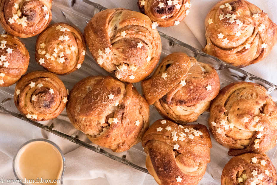Swedish-chocolate-buns-tray