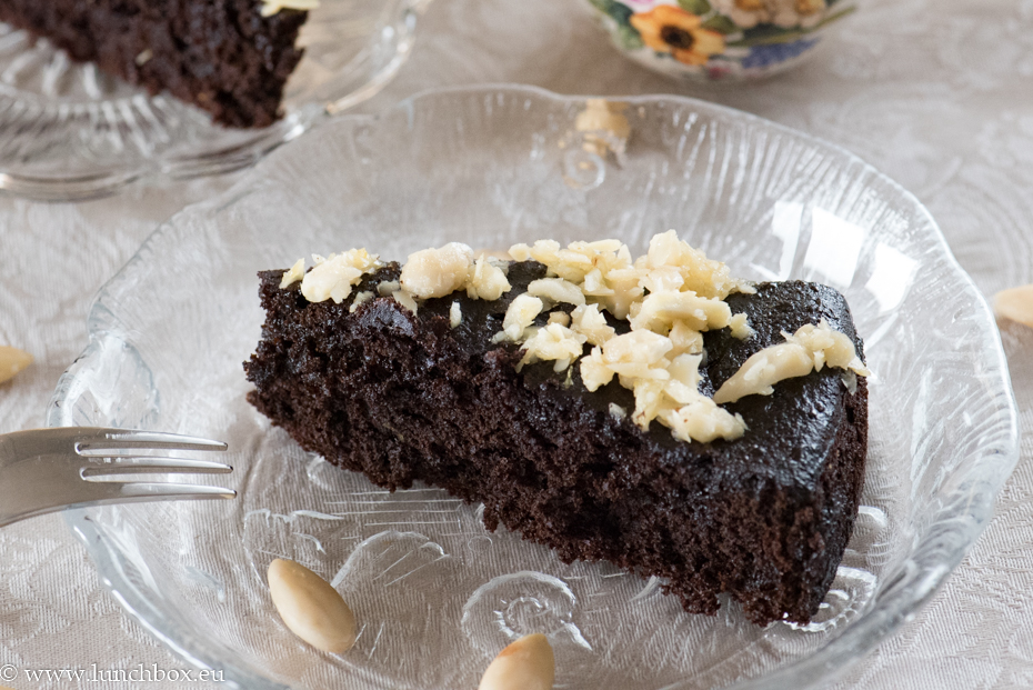 carob-gluten-free-cake-for-lunchbox