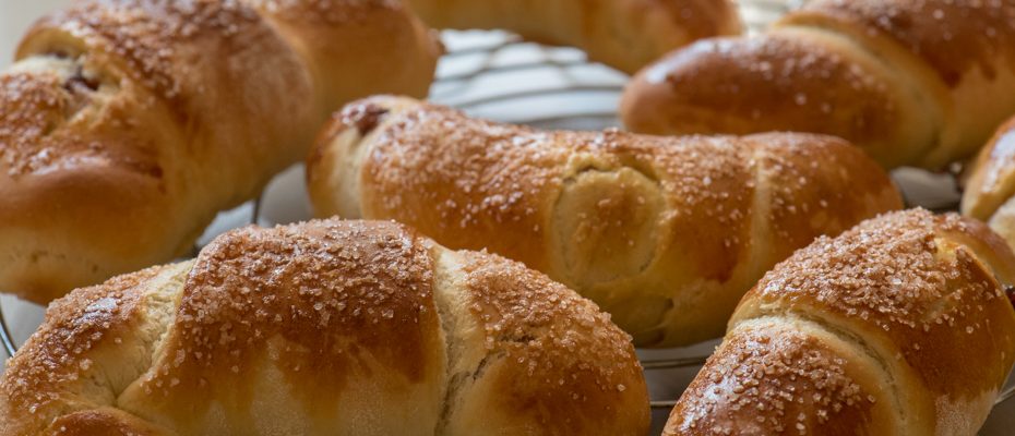 Кифли с мармалад и шоколад