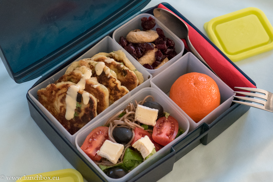 Lunchbox menu - бургери със сирене