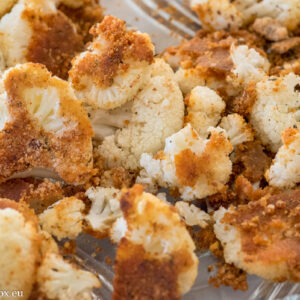 Parmesan-crusted cauliflower with herbs
