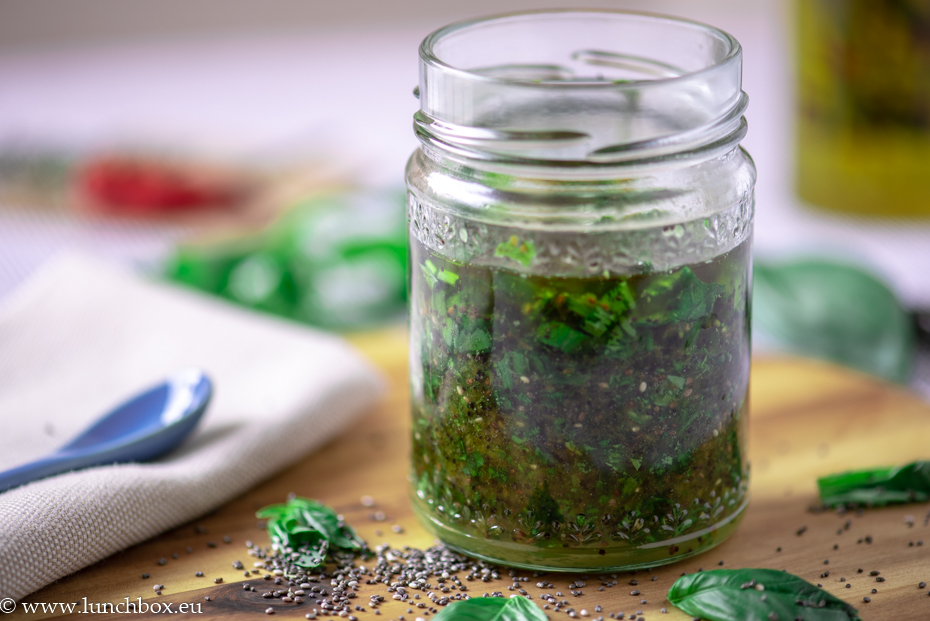 Basil-lemon-spring-dressing