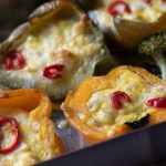 Пълнени чушки с извара