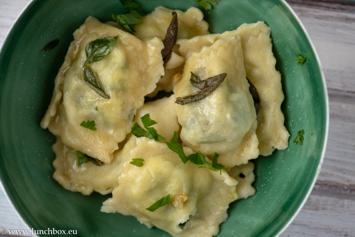 how to make and freeze ravioli
