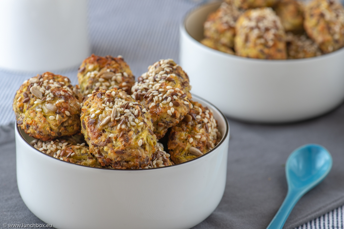 Baked zucchini tots