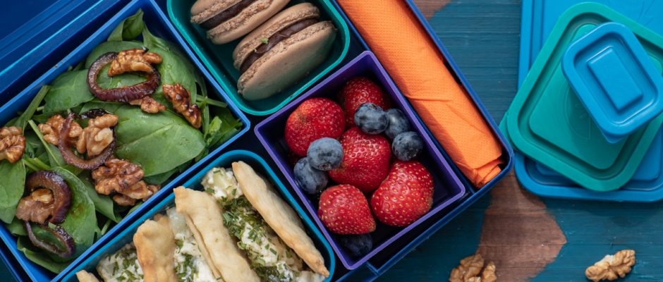 lunchbox berry sandwich