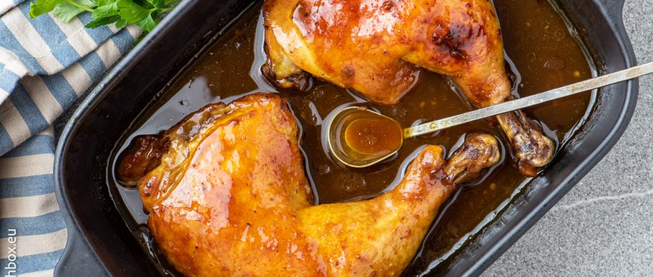 Пилешки бутчета с куркурма