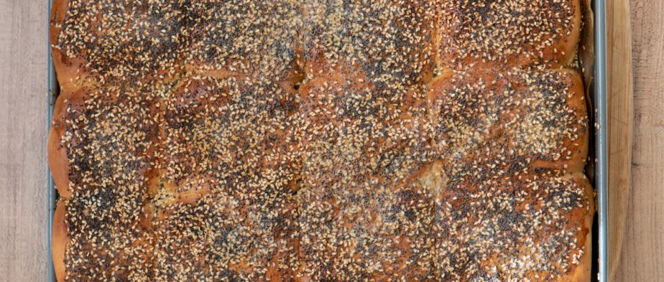 Аронатни хлебчета с масло