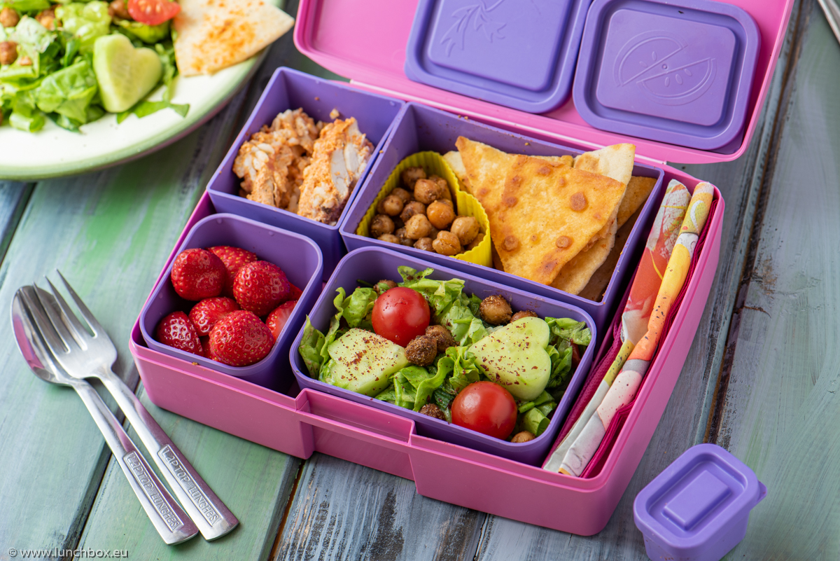 Lunchbox Chickpeas and Tahini Salad