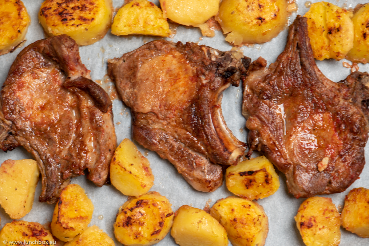 Glazed-Baked Pork Cutlets with potatoes