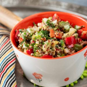 Салата с киноа