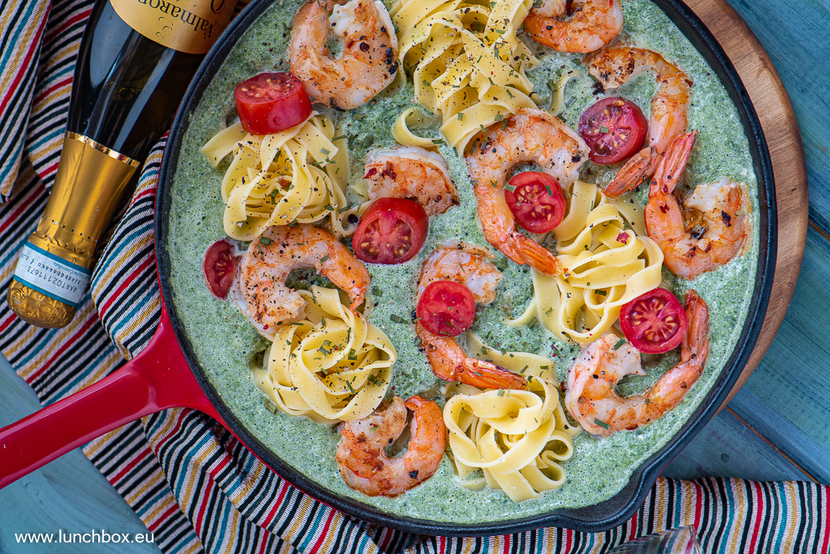 10 minutes ricotta-spinach Fettuccine 10 minutes ricotta-spinach Fettuccine