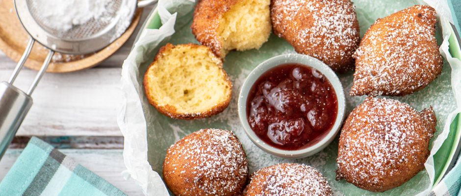 Crispy ricotta puff balls
