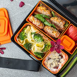 Lunchbоx меню Kрокети от сьомга