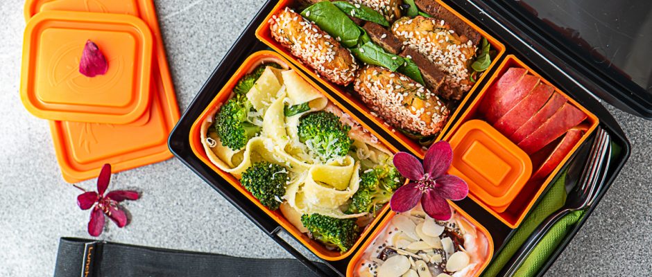 Lunchbоx меню Kрокети от сьомга