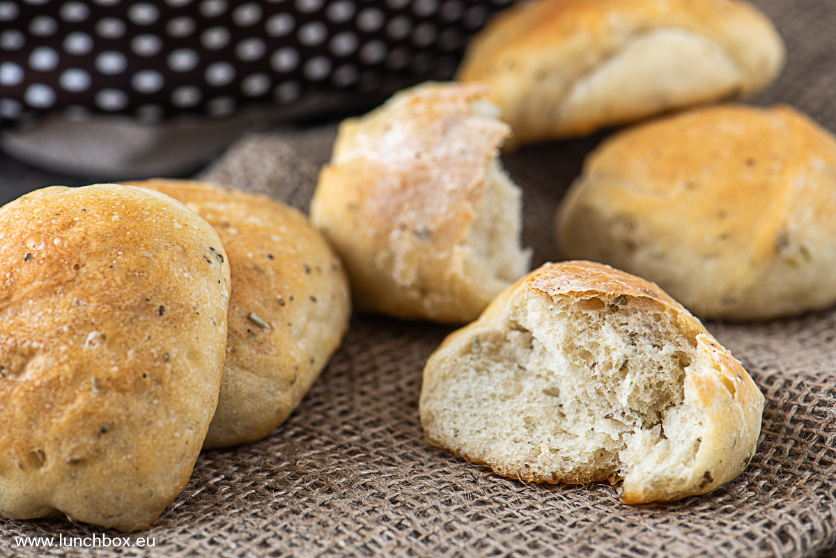Italian Herbs Bread Rolls