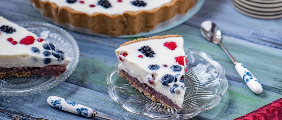 Summer Lemony Berry Tart