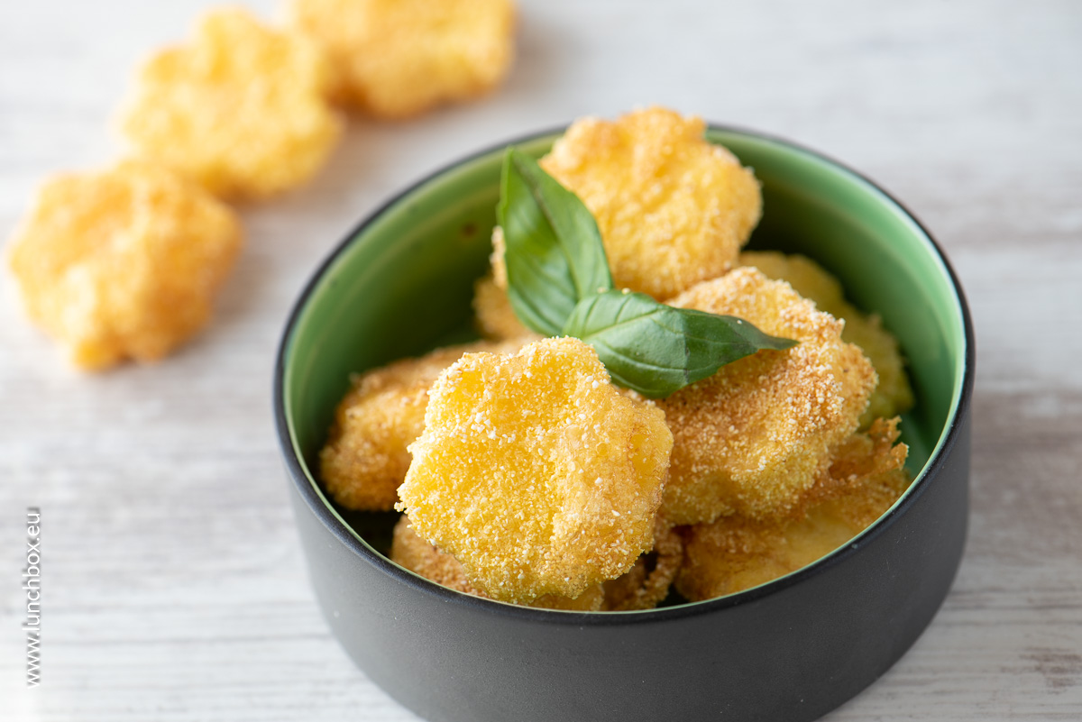 Polenta croutons