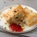 Quick bites with yellow cheese for Lunchbox