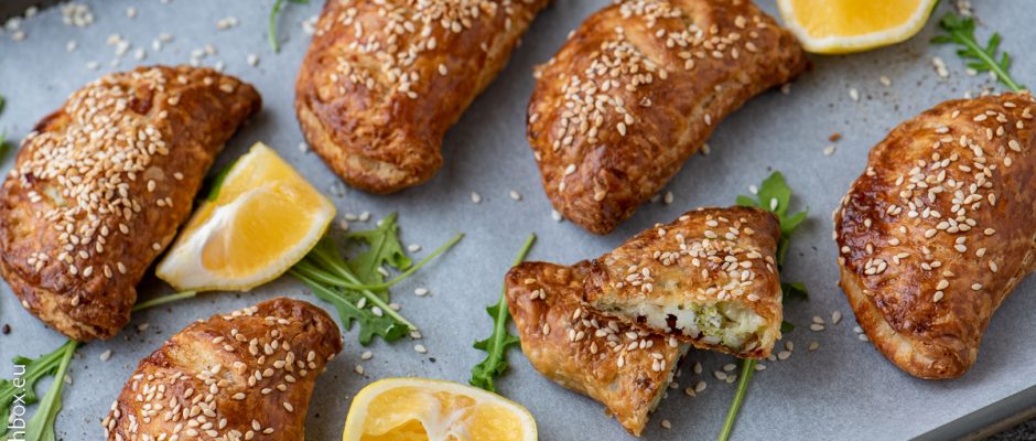 Cheese and Broccoli mini puff  pies