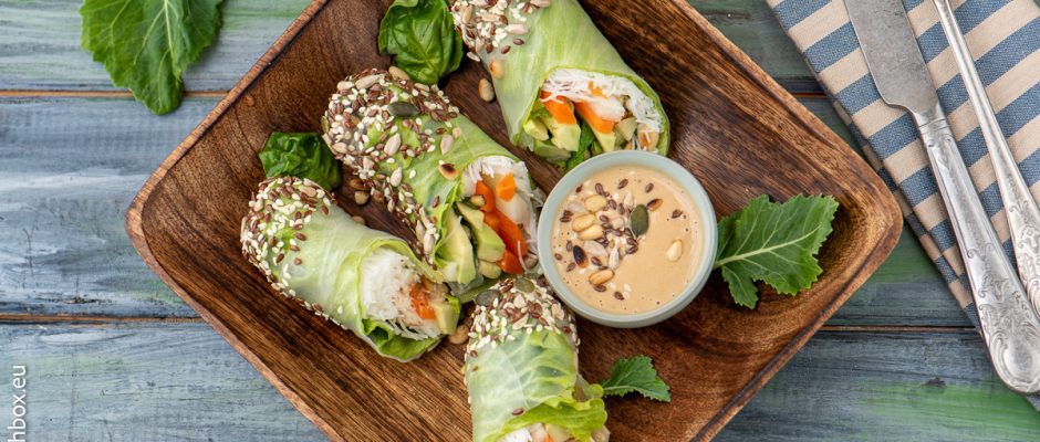 Оризови ролца с дип от кашу