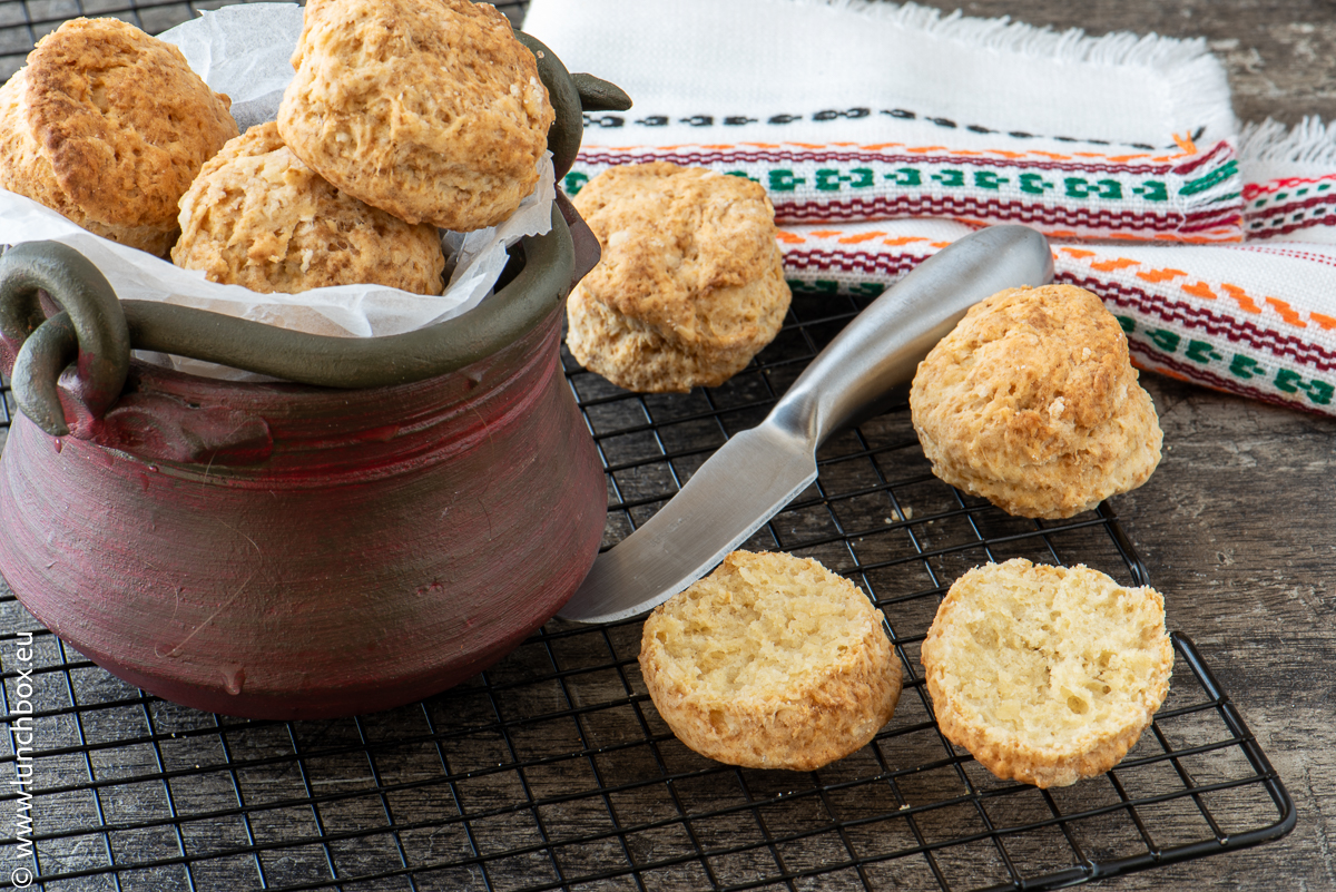 Soda bread rolls