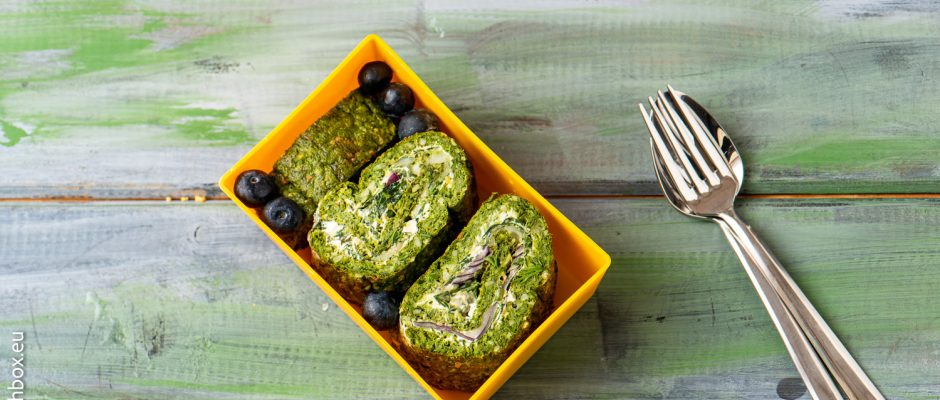 kale roll lunchbox