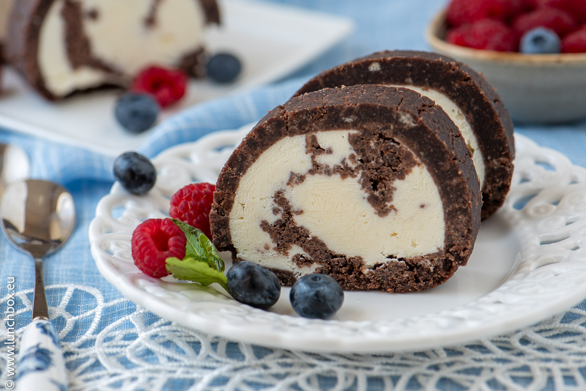 biscuit ice-cream roll Milkshnite ice cream roll